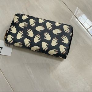 Flying Tiger Whimsical Wallet New with tags